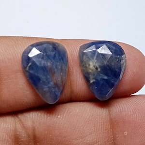 Natural BLUE SAPPHIRE Pair, Rose Cut Slices Gemstone, Sapphire Faceted Slices, Measurements 15x12x3 MM, 13 Cts, Bio Sapphire Pair Gemstone.