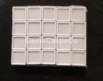Diamond 4x4 cm. White Gem Display plastic box Storage for Gemstones