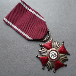Poland PNR – Silver Cross of Merit – Socialist Era State Award