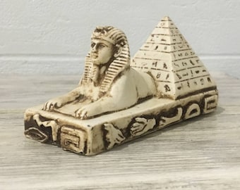 スフィンクスとエジプトのピラミッドのペーパーモデルキット：初心者