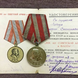 Medal is an award of a veteran for 30 years of service in the army and navy. 100% original USSR medal with a document of delivery in 1948.