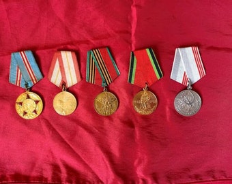 5 medallas del período soviético URSS Veterano ucraniano Conjunto de 5 medallas con cintas Insignias militares Premios de la Segunda Guerra Mundial Insignias militares Veterano de la Segunda Guerra Mundial