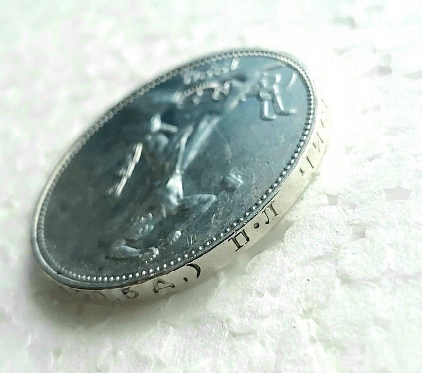 ソビエト連邦　１９１４年製５０コペイカ銀貨 1924年ソ連50コペイカ銀貨 – 鍛冶屋とソ連の紋章 - Etsy 日本