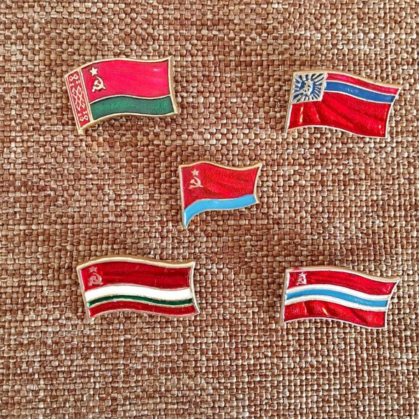 Vintage  USSR badges, flags of the soviet republics Original 70s Set of 5 pieces. Ukraine Georgia Belarus Tajikistan Uzbekistan Faleristics