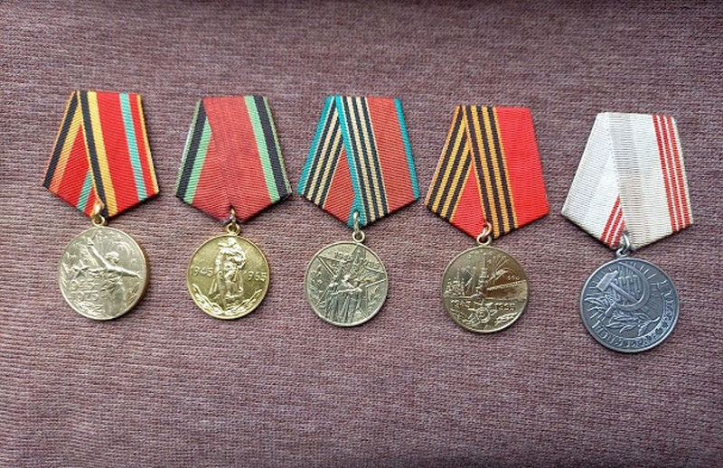 レア！ソ連 ロシア 勲章メダル 証明書付き ヴィンテージ品 実物 ロシア（旧ソ連）の勲章・記念メダル、たくさん入荷！！ | 中島雑貨