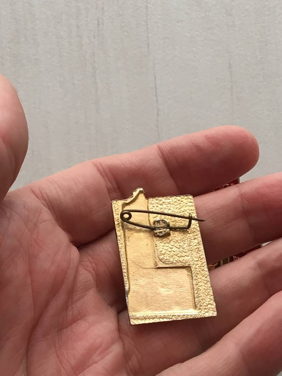 ヴィンテージ ソ連 バッジ セット: 十月革命 & ソ連共産党 - Etsy 日本