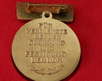 DDR 東ドイツ 民防 30周年記念章 / Zivilverteidigung 1958-1988