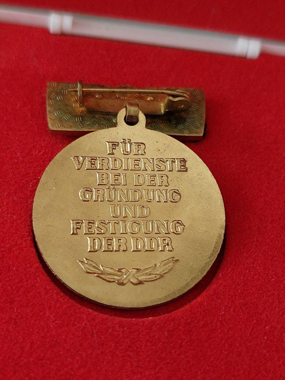 東ドイツ勲章 – 「ドイツ民主共和国（1949-1979）建国30周年