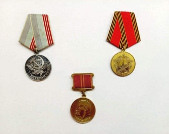 旧ソ連時代70s ヴィンテージCCCP勲章バッジ6個セットロシア共産主義レーニン Yahoo!オークション - ソ連軍 ロシア軍 勲章 バッジ 帽章 微章 CCCP