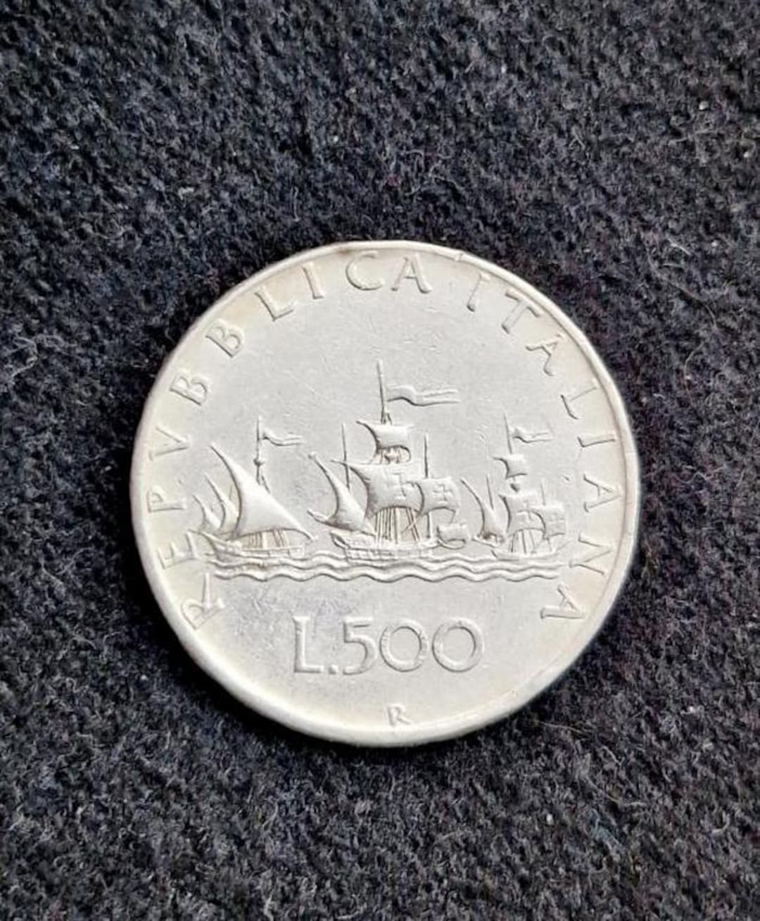 イタリア 500リラ硬貨 1958年 – カラベル（銀） - Etsy 日本