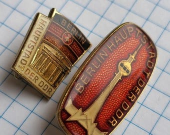 Badges GDR – Berlin Hauptstadt, 2 Pieces – East German Collectibles