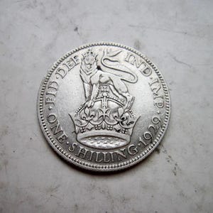 1929 British Shilling Coin: King George V, .500 Silver