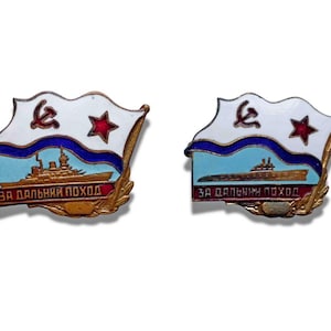 Distintivi della Marina dell'URSS d'epoca - "Per una campagna a lunga distanza" Incrociatore, Sottomarino - Ottone, Smalto