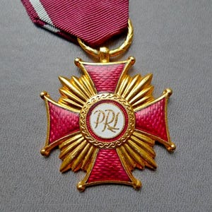 Poland PRR – Gold Cross of Merit – People&#39;s Republic Era Civil Award