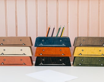 Wooden Pencil Holder for Kids - Organise Crayon and Pencil Creativity! Perfect Pen Storage for Desk and Fun Pen Organiser Design, 9 colours