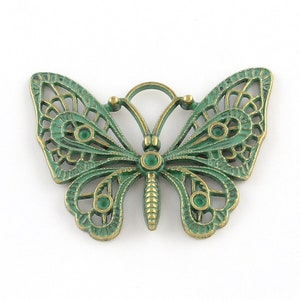 Pendentifs papillon patiné verte, façade 3D, pendentifs en alliage, grand : environ 2 po., aspect antique, idéal pour les colliers, décoration d&#39;intérieur
