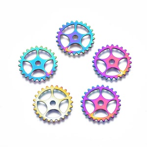 Rainbow Metal , Gear Charm, 3D, Rainbow Alloy Pendants, 1”, Nickel Free, Great for Necklaces, Earrings, Decor, Steampunk