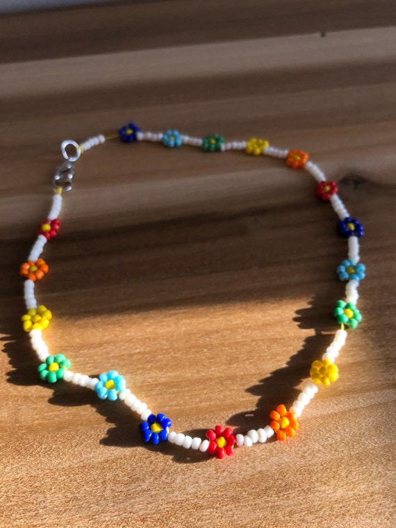 Beaded daisy choker deals