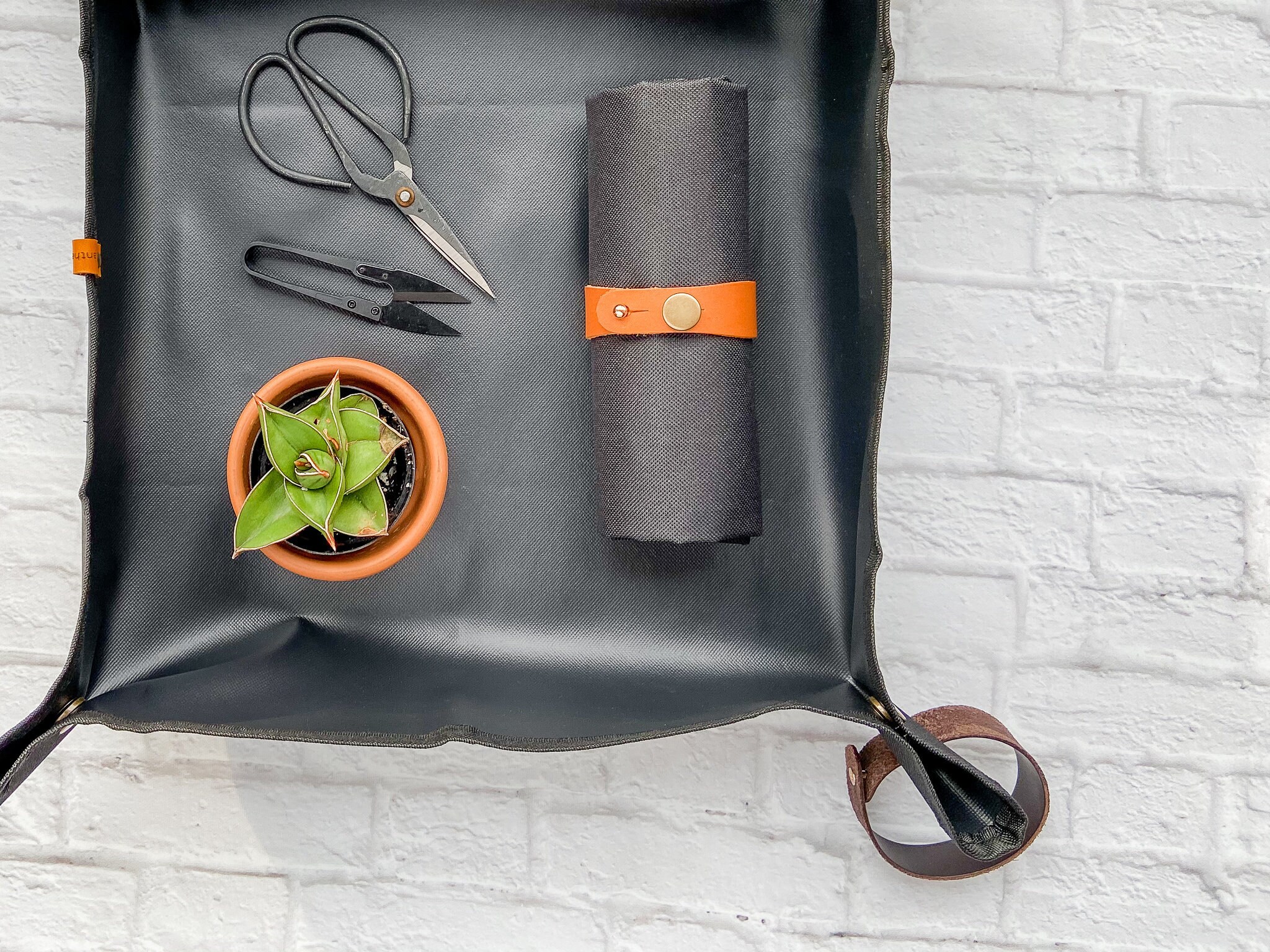 Repotting Plant Mat / Potting Tarp for Houseplants. A must Etsy