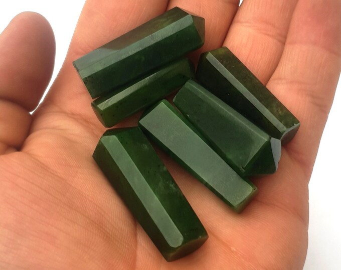 Green Color Beautiful Nephrite Jade Crystals 90 Grams