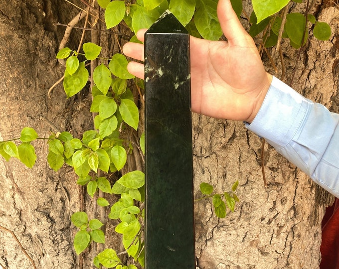 4.27 Kg Nephrite Jade Obelisk - Nephrite Jade - Nephrite Jade Tower - Green Nephrite Tower - Nephrite Tower - Green Nephrite Tower - Jade