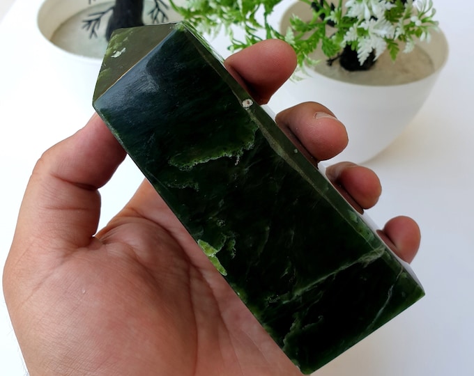 Nephrite Jade - Nephrite - Nephrite Jade Tower - Jade Obliques - Nephrite Towers - Jade Stone,Healing Stone,Green Jade Towers