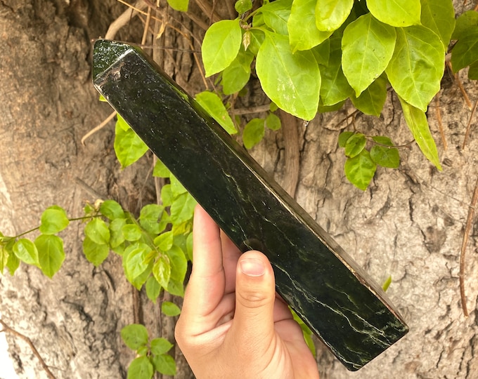 1.35 Kg Nephrite Jade Tower, Nephrite Jade, Nephrite Jade Obelisk, Nephrite Jade Stone, Jade Obelisk, Jade Tower, Green Nephrite Jade, Jade
