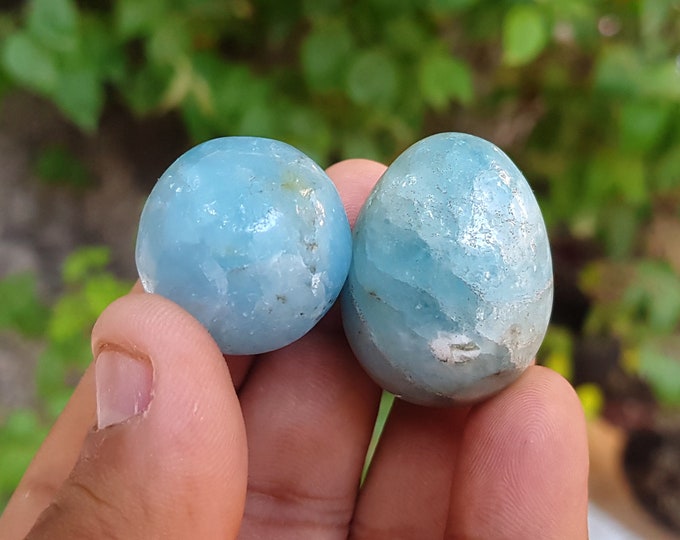 Aquamarine Blue Color Ball & Egg From Afghanistan