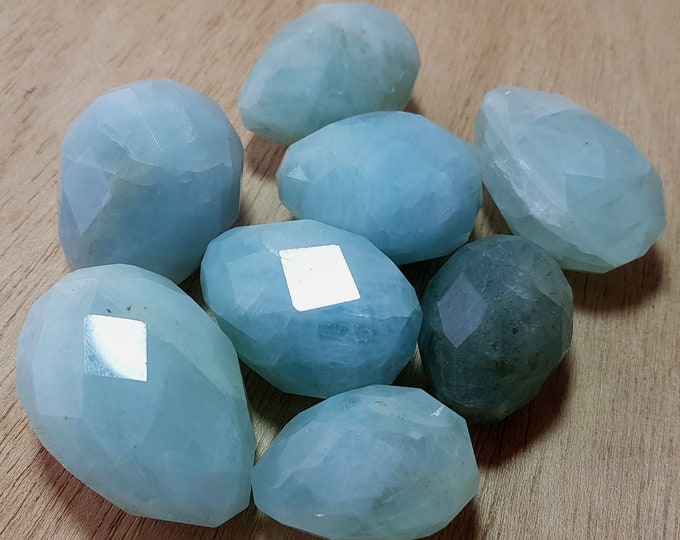 405 Grams Beautiful Sky Blue Faceted Eggs