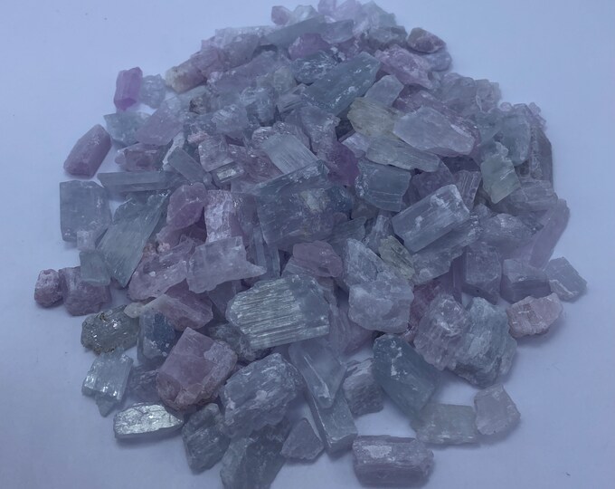 Top Quality Pink Kunzite Crystals, Raw Kunzite Crystals, Raw Pink Kunzite Crystals, Pink Kunzite, Kunzite, Kunzite Stone, 550 Grams