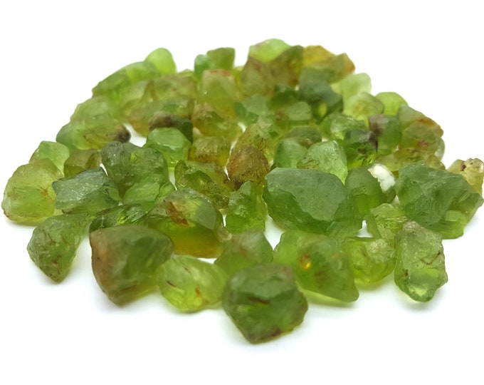 Small Size Green Color Natural Raw Peridot 250 Carats