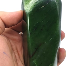 Stunning Green Nephrite Jade Piece 500 Grams