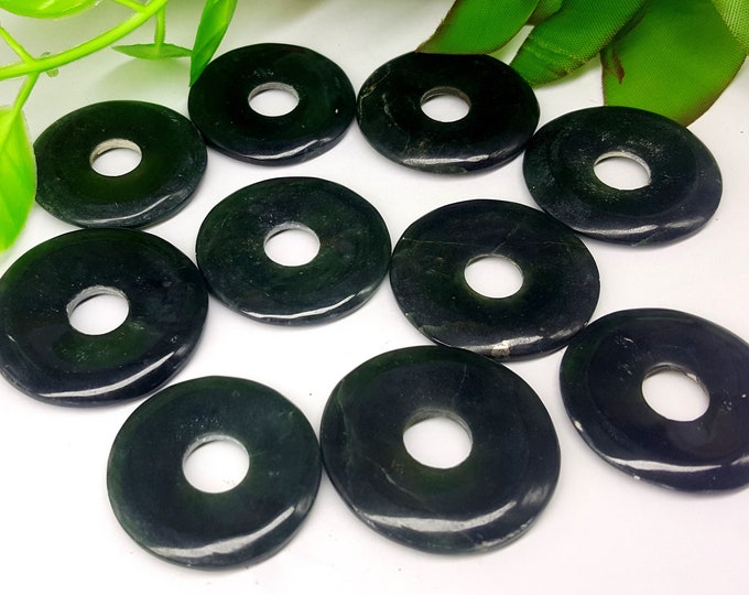 Beautiful Green Colour Serpentine Donuts 10 Pieces