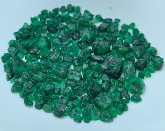 Beautiful Green Colour Rough Emerald, Rough Emerald, Green Emerald Stone