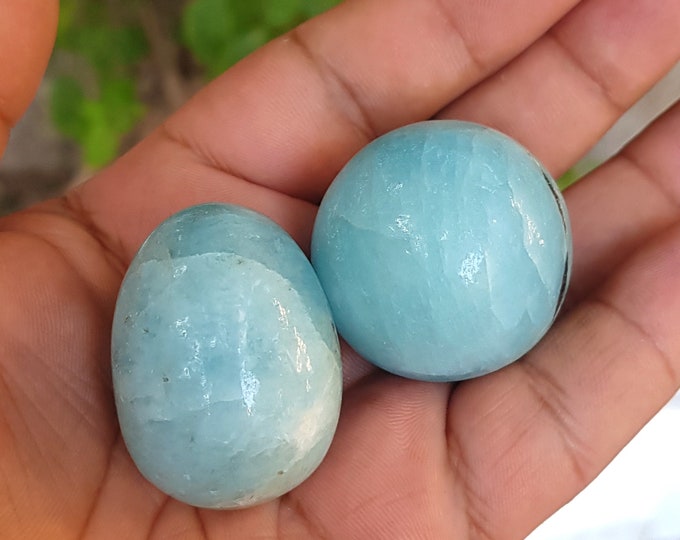 Aquamarine Blue Color Ball & Egg From Afghanistan