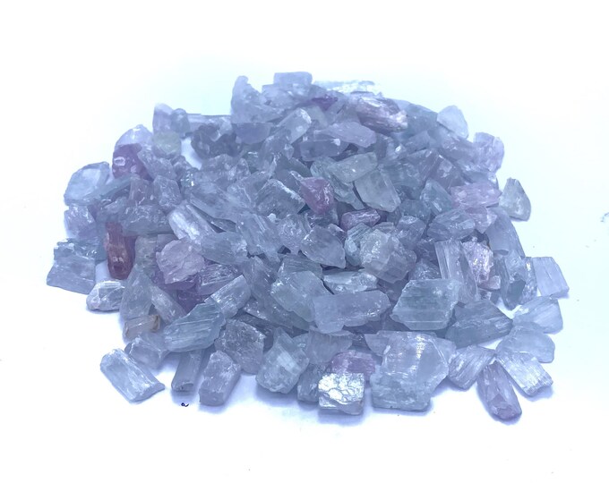 Beautiful Pink Color Natural Kunzite Crystals - Kunzite Crystals - Pink Kunzite - Kunzite Crystals 300 Grams