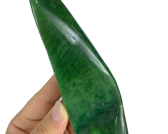 Beautiful Green Color Nephrite Jade Free Form -  Nephrite Jade Free Form -  Jade Free Form -  Green Jade Free Form -  Nephrite Jade 370g