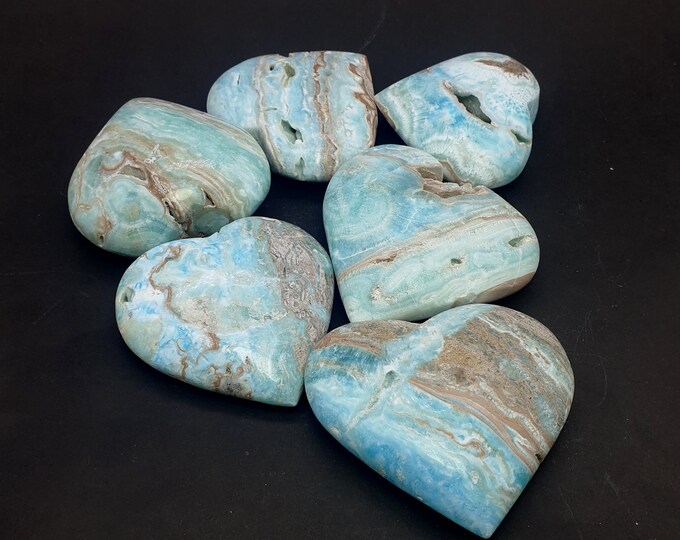 Best Quality Blue Deep Clour Aragonite Hearts 582 Grams