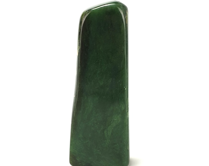 Beautiful Nephrite Jade - nephrite free form 235 Grams