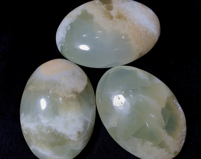 3 Pcs Beautiful Caribbean Blue Calcite Palm Stones 370 Grams