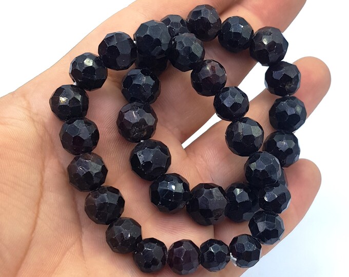 100 Grams Amazing Quality Polished Faceted Red Garnet Beads Bracelets - Garnet Crystals - Red Garnet.Garnet Faceted BeadsCrystals - 2 Pcs