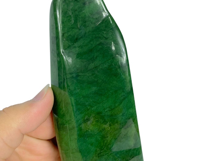 Top Quality Green Color Nephrite Jade Free Form -  Nephrite Jade Free Form -  Jade Free Form -  Green Jade Free Form -  Nephrite Jade 450g