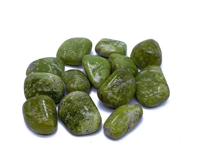 Best Quality Green Jade Tumbles  - Jade Tumble Crystals - Green Jade Tumbles 13 Pcs