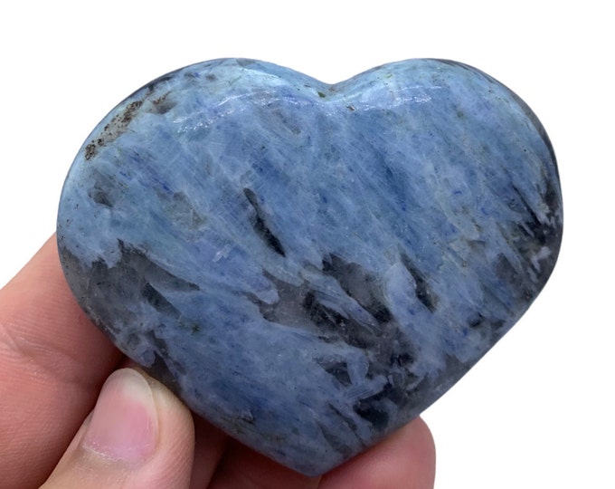 148 Grams Best Quality Kyanite Heart Stone, Kyanite Heart, Blue Kyanite Heart, Kyanite, Kyanite Stone Heart, Kyanite Crystal Heart