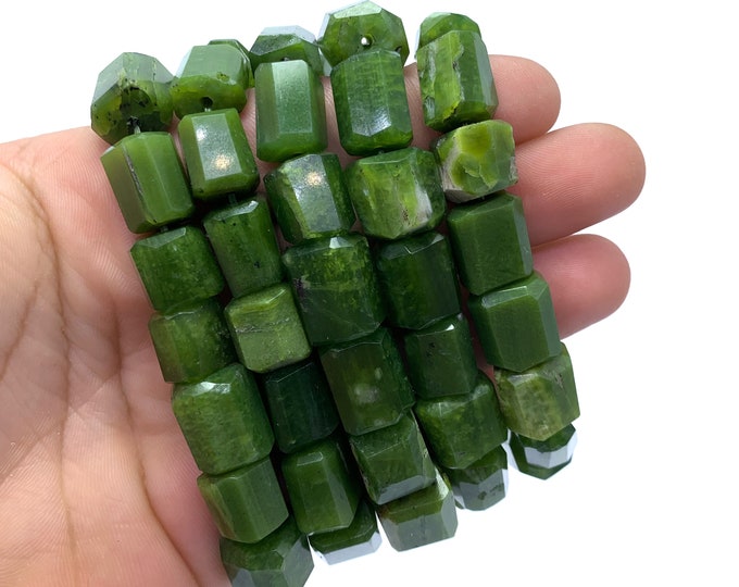 Beautiful Green Color Tremolite Tumble Bracelet -  Tremolite Stone -  Tremolite Bracelet -  Tumble Bracelet -  Tremolite Bracelet Stone