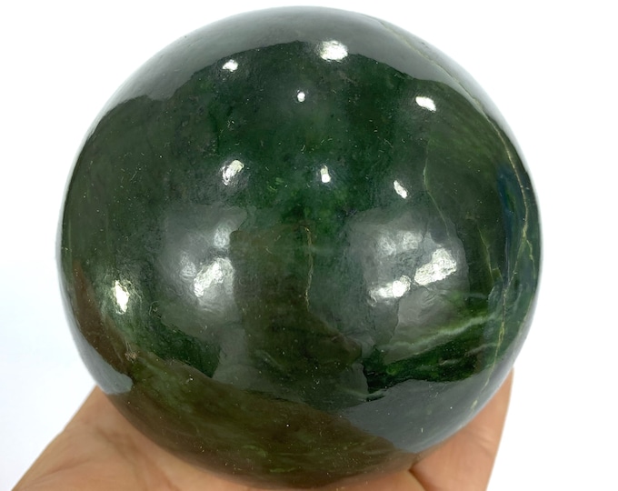 Best Quality Green Color Nephrite Jade Ball/Sphere - Nephrite Jade - Jade Ball - Nephrite Jade Ball/Sphere 1275 Grams