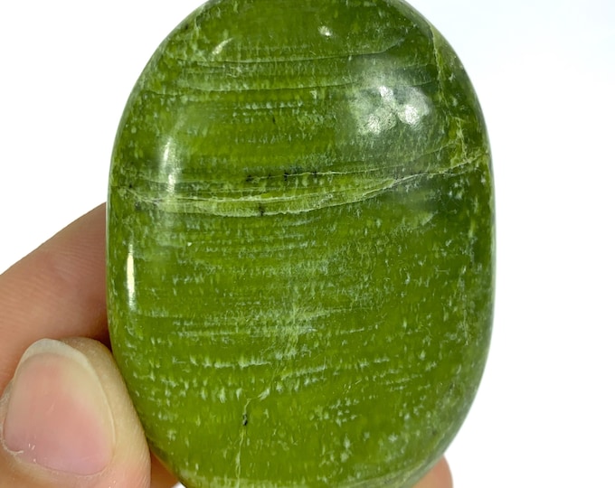 Beautiful Green Tremolite Palm, Green Tremolite, Tremolite Palmstone, Tremolite Palmstone, Tremolite Crystal Palms, Tremolite Stone
