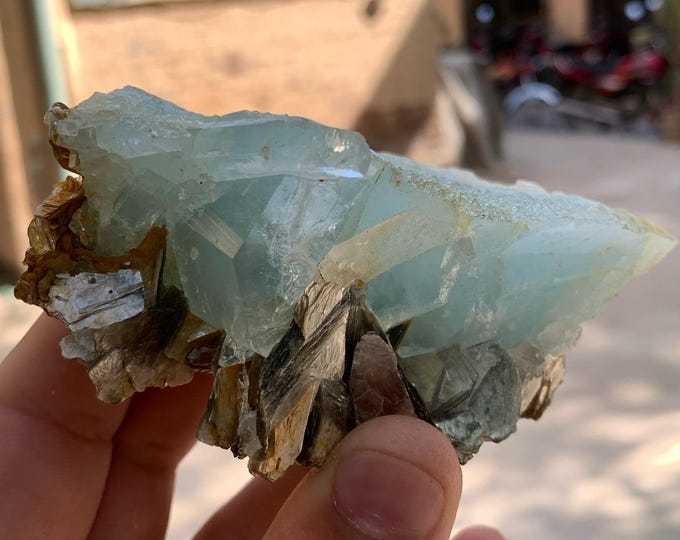 280 Grams Beautiful Blue Color Aquamarine Specimen - Aquamarine Stone - Specimen - Blue Aquamarine Crystal - Aquamarine Specimen