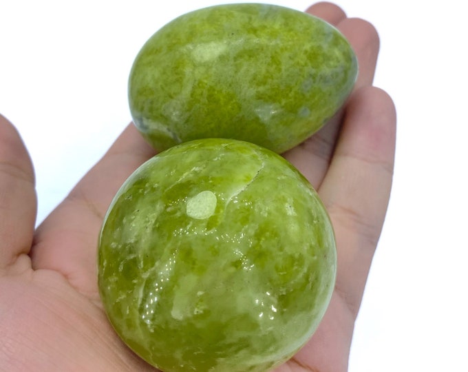 2 Pcs Beautiful Quality Green Jade Ball - Egg 350 Grams