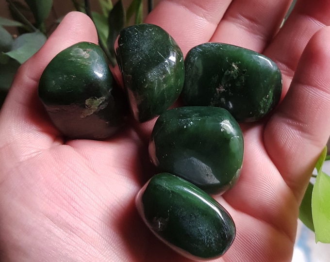 Great Quality Green Color Nephrite Jade,Nephrite Jade Tumbles,Nephrite Stone,Green Nephrite,Green Nephrite Tumbles,Nephrite Jade 175 Grams